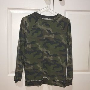 (SOLD) American Eagle Camo Sweater